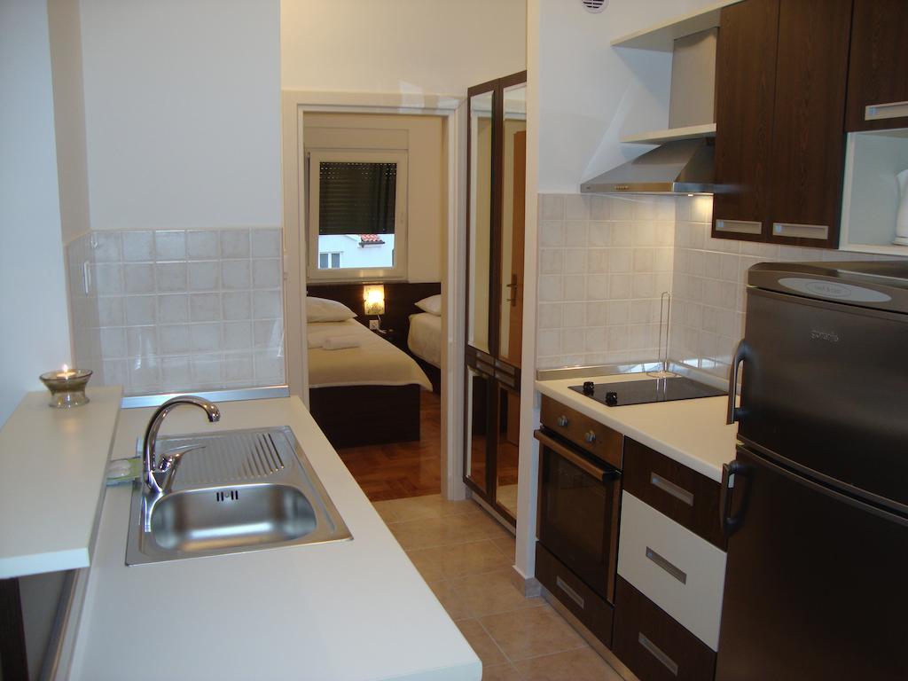 Apartments Marina Vodice Esterno foto