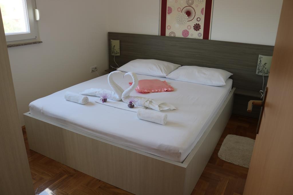 Apartments Marina Vodice Esterno foto